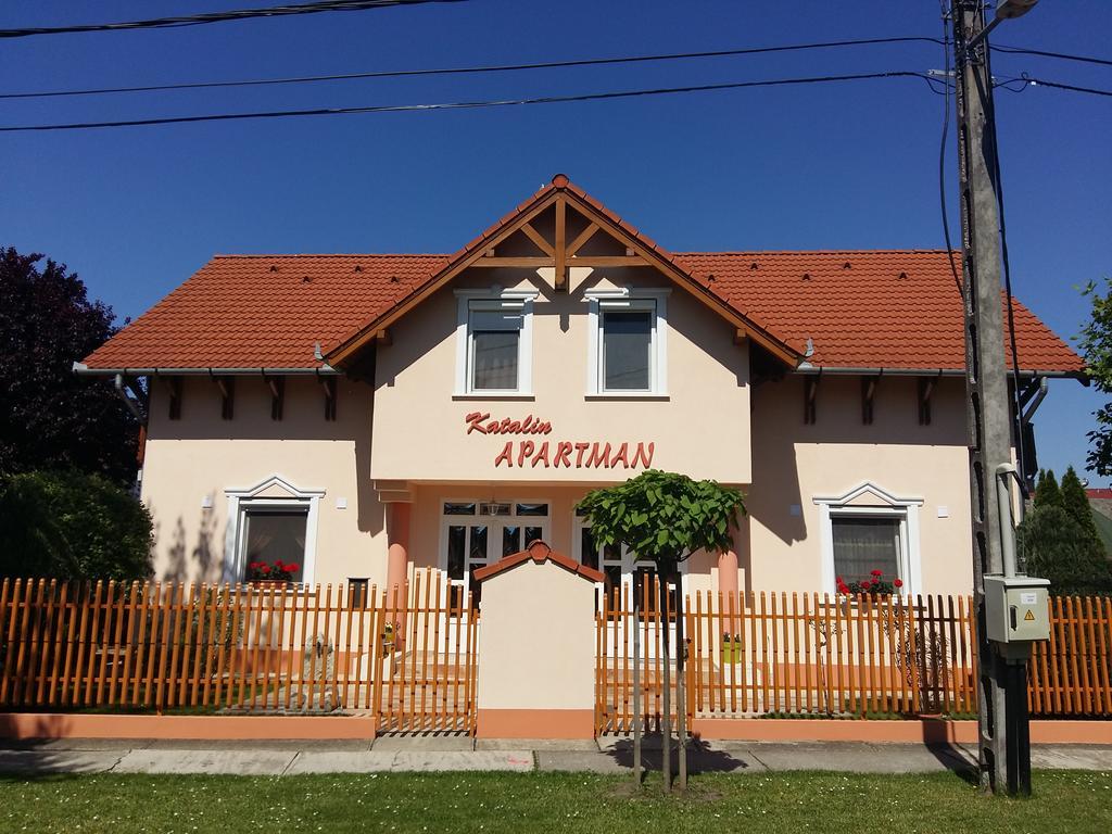 Katalin Boutique & Wellness Apartmanok Hajduszoboszlo Exterior foto